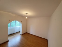 cantacuzino-paltinis-3camere-dec-etaj1-2balcoane-la-59000-euro-21